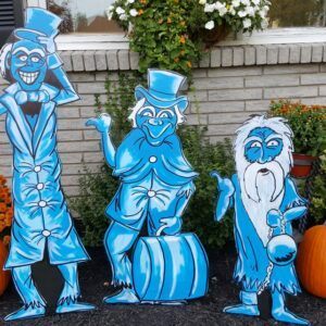 Haunted Mansion Hitchhiking Ghosts Yard Decoration